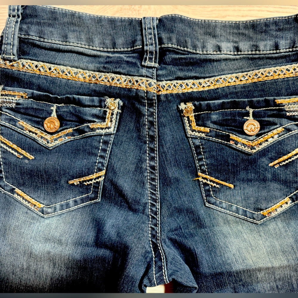 Warehouse One Mid Rise Capris -Size 27 - Picture 6 of 12
